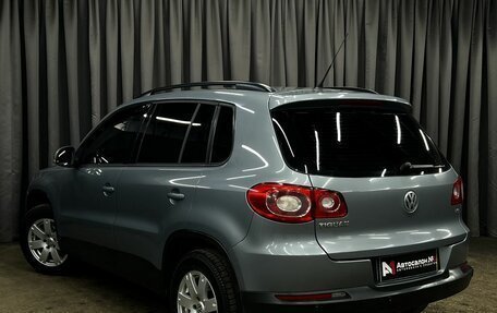 Volkswagen Tiguan I, 2007 год, 869 900 рублей, 3 фотография