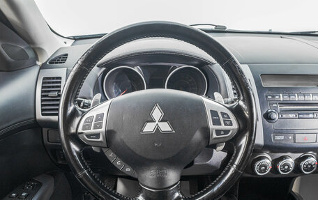 Mitsubishi Outlander III рестайлинг 3, 2009 год, 1 199 000 рублей, 16 фотография