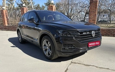 Volkswagen Touareg III, 2018 год, 4 900 000 рублей, 1 фотография