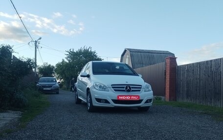 Mercedes-Benz B-Класс, 2010 год, 800 000 рублей, 1 фотография