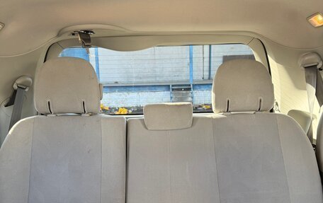 Toyota Sienna III, 2012 год, 2 275 000 рублей, 27 фотография