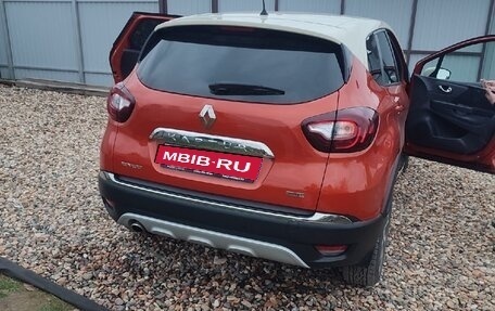 Renault Kaptur I рестайлинг, 2019 год, 1 750 000 рублей, 5 фотография