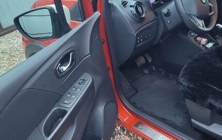 Renault Kaptur I рестайлинг, 2019 год, 1 750 000 рублей, 19 фотография