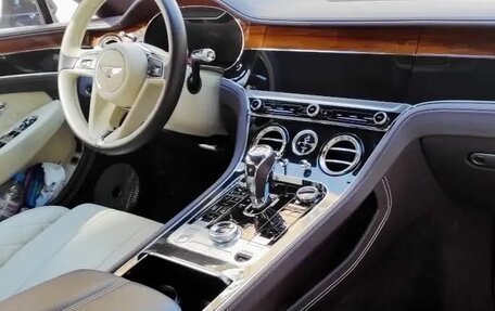 Bentley Continental GT III, 2019 год, 19 000 000 рублей, 6 фотография