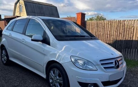 Mercedes-Benz B-Класс, 2010 год, 800 000 рублей, 2 фотография