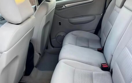 Mercedes-Benz B-Класс, 2010 год, 800 000 рублей, 7 фотография