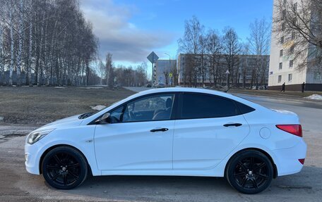 Hyundai Solaris II рестайлинг, 2014 год, 800 000 рублей, 4 фотография