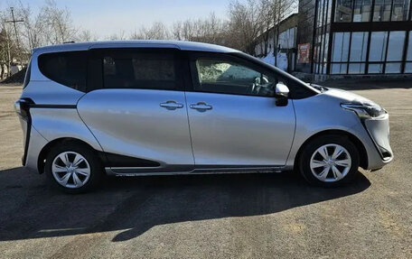 Toyota Sienta II, 2019 год, 1 650 000 рублей, 3 фотография