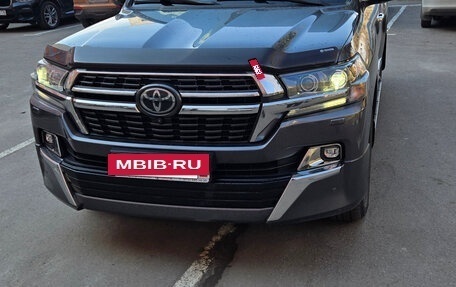 Toyota Land Cruiser 200, 2020 год, 10 800 000 рублей, 8 фотография