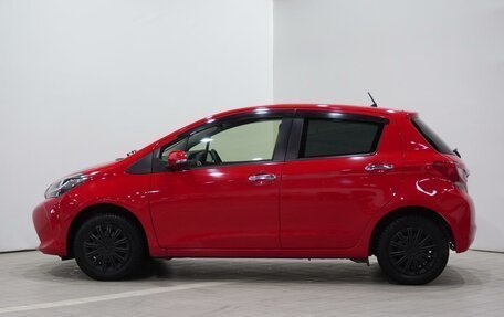 Toyota Vitz, 2016 год, 915 000 рублей, 6 фотография