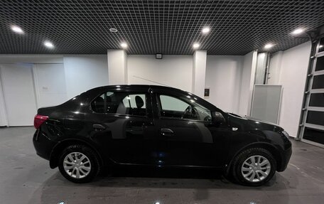 Renault Logan II, 2018 год, 1 220 000 рублей, 2 фотография