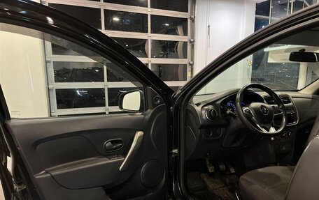 Renault Logan II, 2018 год, 1 220 000 рублей, 20 фотография