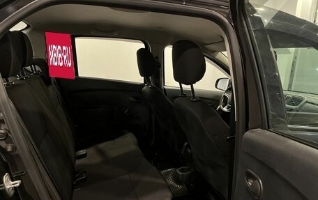 Renault Logan II, 2018 год, 1 220 000 рублей, 25 фотография