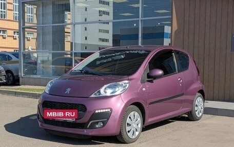 Peugeot 107 I рестайлинг, 2012 год, 650 000 рублей, 3 фотография
