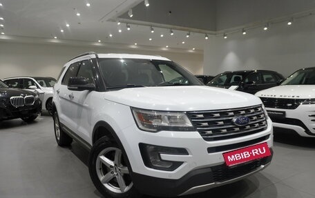 Ford Explorer VI, 2016 год, 3 119 000 рублей, 3 фотография