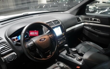 Ford Explorer VI, 2016 год, 3 119 000 рублей, 7 фотография