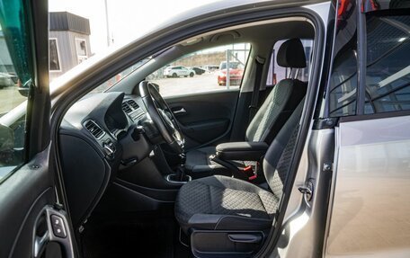 Volkswagen Polo VI (EU Market), 2018 год, 1 300 000 рублей, 12 фотография