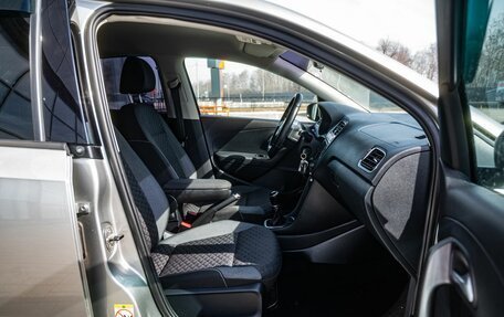 Volkswagen Polo VI (EU Market), 2018 год, 1 300 000 рублей, 11 фотография