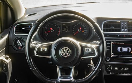 Volkswagen Polo VI (EU Market), 2018 год, 1 300 000 рублей, 16 фотография