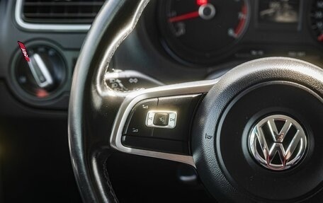 Volkswagen Polo VI (EU Market), 2018 год, 1 300 000 рублей, 18 фотография