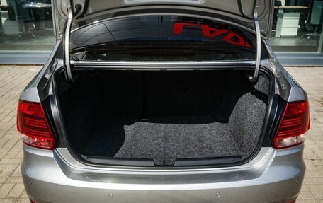 Volkswagen Polo VI (EU Market), 2018 год, 1 300 000 рублей, 24 фотография