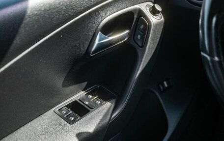 Volkswagen Polo VI (EU Market), 2018 год, 1 300 000 рублей, 23 фотография