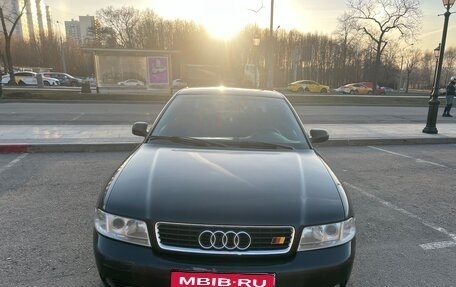 Audi A4, 2000 год, 1 фотография