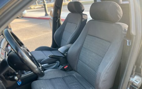 Audi A4, 2000 год, 12 фотография