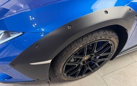 Lamborghini Huracán, 2023 год, 28 100 000 рублей, 22 фотография