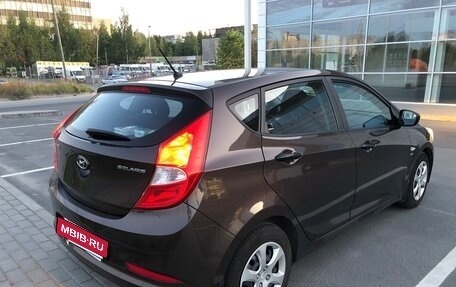 Hyundai Solaris II рестайлинг, 2015 год, 1 050 000 рублей, 5 фотография