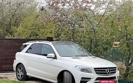 Mercedes-Benz M-Класс, 2013 год, 3 000 000 рублей, 4 фотография