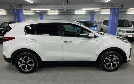 KIA Sportage IV рестайлинг, 2020 год, 1 999 000 рублей, 4 фотография