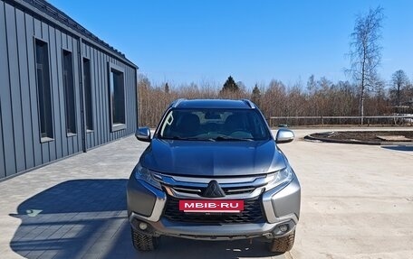 Mitsubishi Pajero Sport III рестайлинг, 2018 год, 1 700 000 рублей, 2 фотография