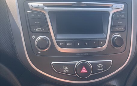 Hyundai Solaris II рестайлинг, 2016 год, 790 000 рублей, 6 фотография