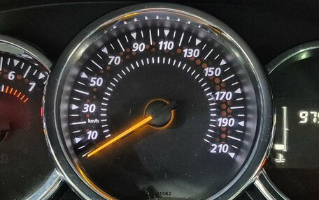 Renault Logan II, 2019 год, 1 080 000 рублей, 9 фотография