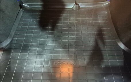 Renault Logan II, 2019 год, 1 080 000 рублей, 19 фотография