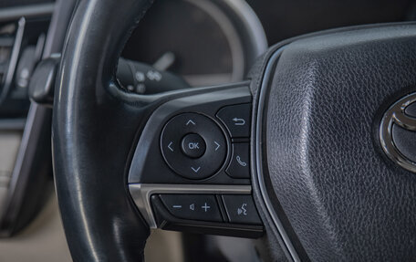 Toyota Camry, 2021 год, 3 899 000 рублей, 14 фотография