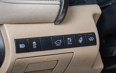 Toyota Camry, 2021 год, 3 899 000 рублей, 10 фотография