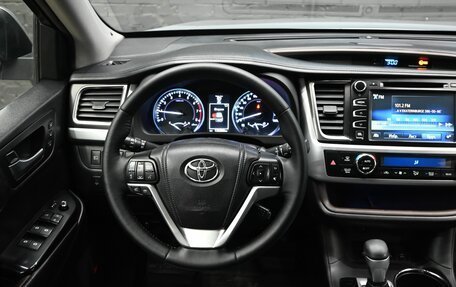 Toyota Highlander III, 2015 год, 3 150 000 рублей, 13 фотография