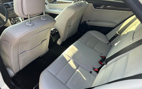 Mercedes-Benz C-Класс, 2010 год, 1 570 000 рублей, 9 фотография