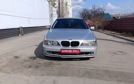 BMW 5 серия, 2001 год, 625 000 рублей, 1 фотография