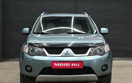 Mitsubishi Outlander III рестайлинг 3, 2008 год, 1 050 000 рублей, 2 фотография