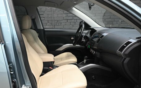 Mitsubishi Outlander III рестайлинг 3, 2008 год, 1 050 000 рублей, 10 фотография