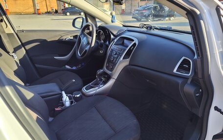 Opel Astra J, 2011 год, 670 000 рублей, 5 фотография