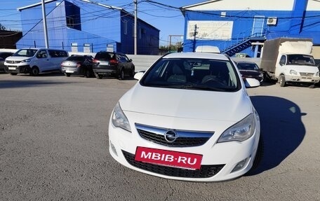 Opel Astra J, 2011 год, 670 000 рублей, 9 фотография