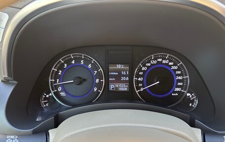 Infiniti QX70, 2015 год, 2 800 000 рублей, 14 фотография