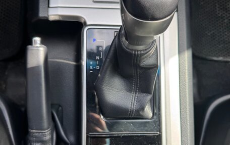 Toyota Land Cruiser Prado 150 рестайлинг 2, 2021 год, 4 600 000 рублей, 8 фотография