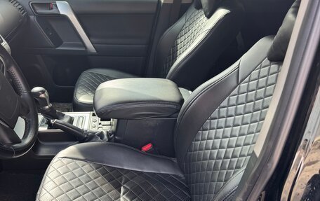 Toyota Land Cruiser Prado 150 рестайлинг 2, 2021 год, 4 600 000 рублей, 13 фотография