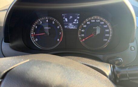 Hyundai Solaris II рестайлинг, 2011 год, 730 000 рублей, 10 фотография