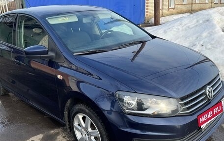 Volkswagen Polo VI (EU Market), 2015 год, 1 050 000 рублей, 3 фотография